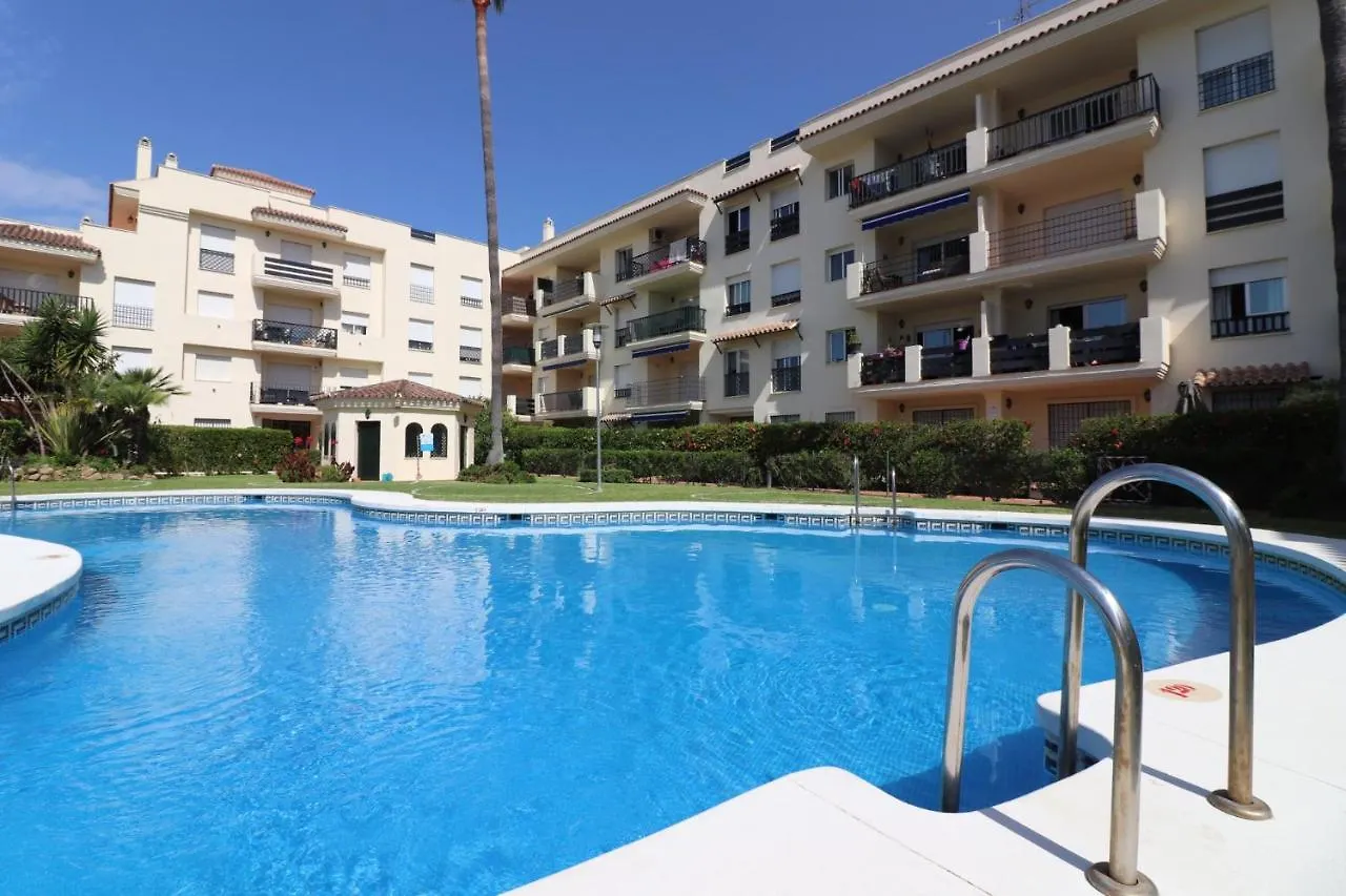 Piso A 10 Minutos Andando De Puerto Banus. Apartment Marbella
