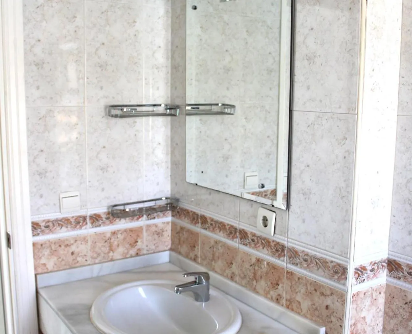 Piso A 10 Minutos Andando De Puerto Banus. Apartment Marbella Spain